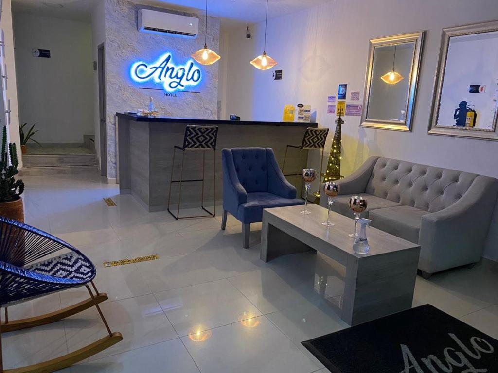 Apartadó Hotel Anglo מראה חיצוני תמונה